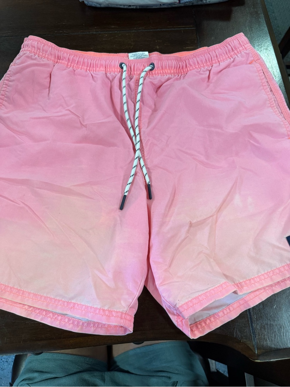 Vineyard Vines Men’s Pink Swim Trunks
